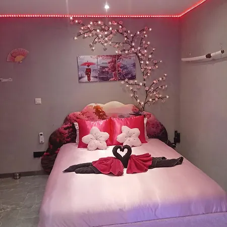 דירה Les Cites Romance Le Tokyo קרקסון